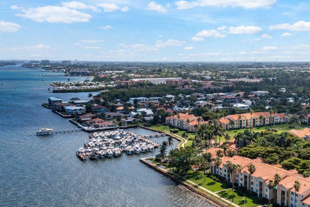 180 Yacht Club Way 206, Hypoluxo, FL 33462 Property for sale