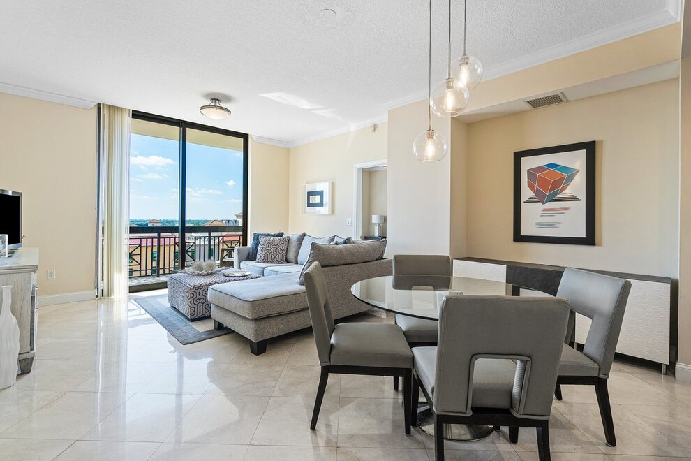 Homes for sale in West Palm Beach | View 801 South Olive Avenue 802 | 2 Beds, 2 Baths