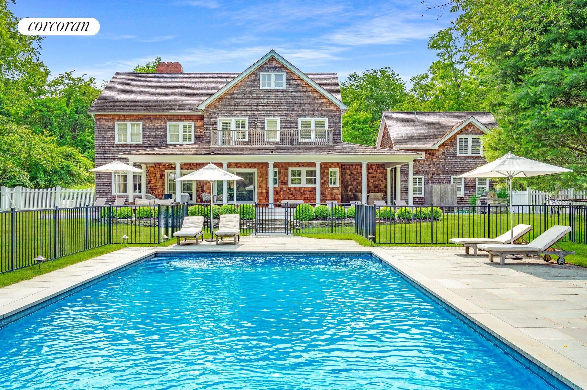 Homes for sale in Sag Harbor | View 12 Ezekills Hollow | 6 Beds, 5 Baths