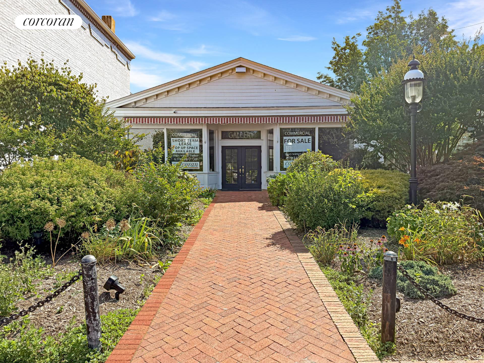 200 Main St, Greenport, NY 11944