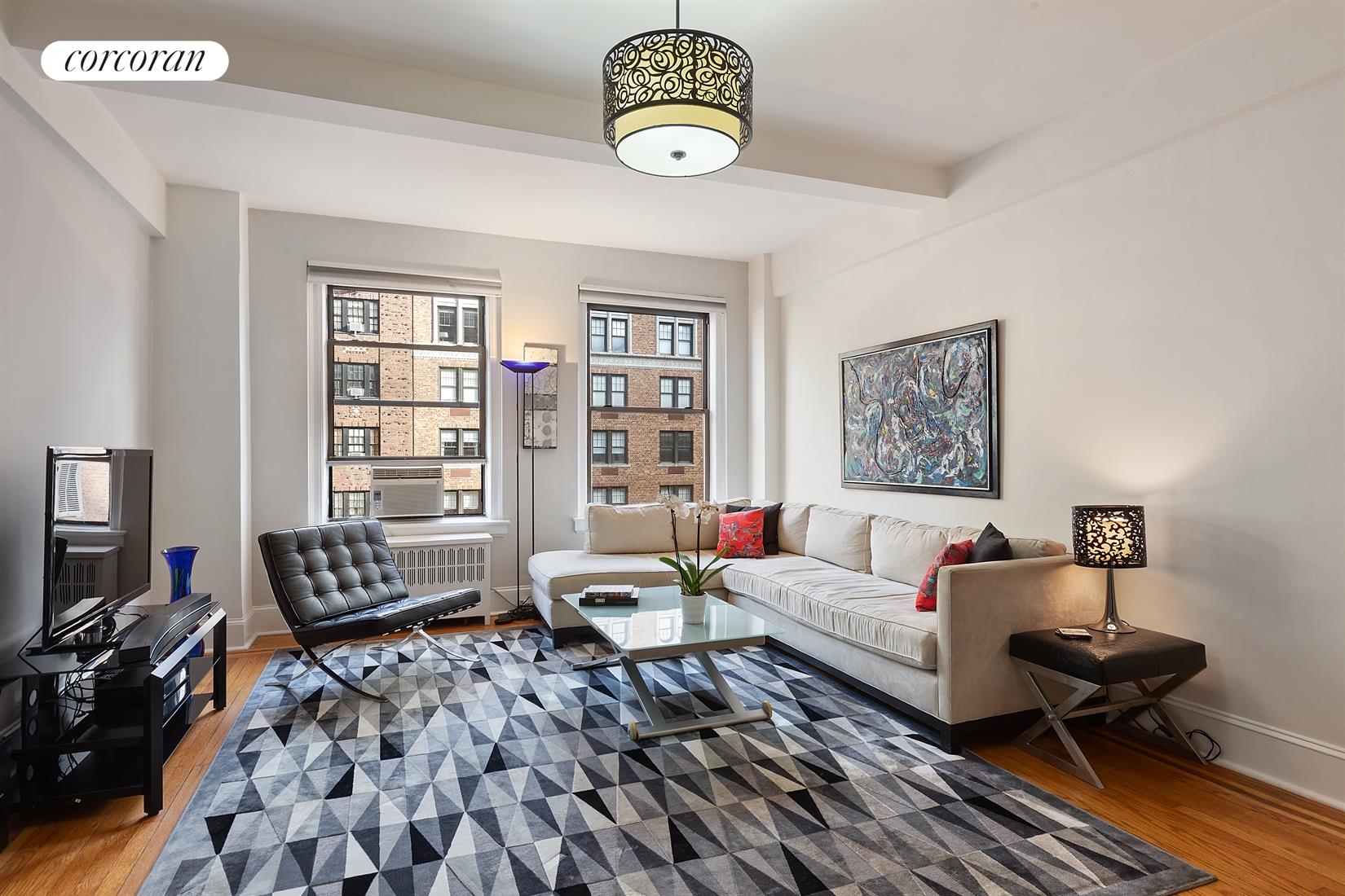 Homes in New York City | View 40 West 72Nd Street | 1 Bed, 1 Bath