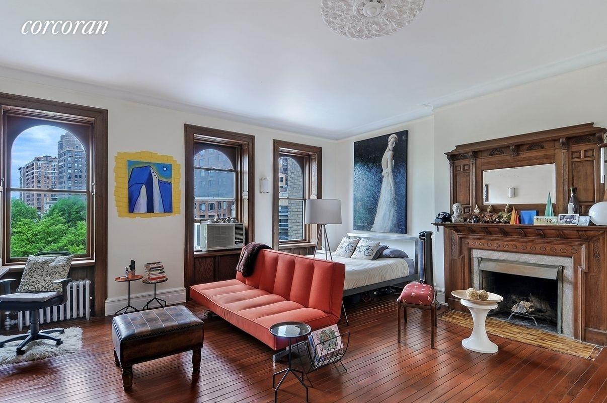 Homes in New York City | View 338 West 72nd Street | 1 Bath