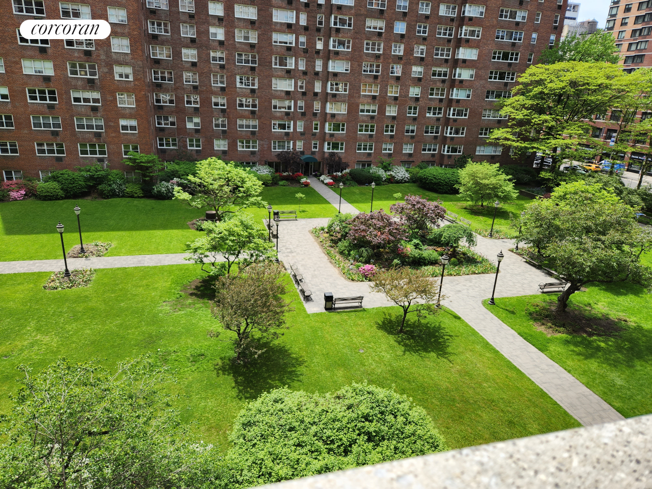 Homes for sale in New York | View 30 West 60th Street, 5E | 1 Bed, 1 Bath