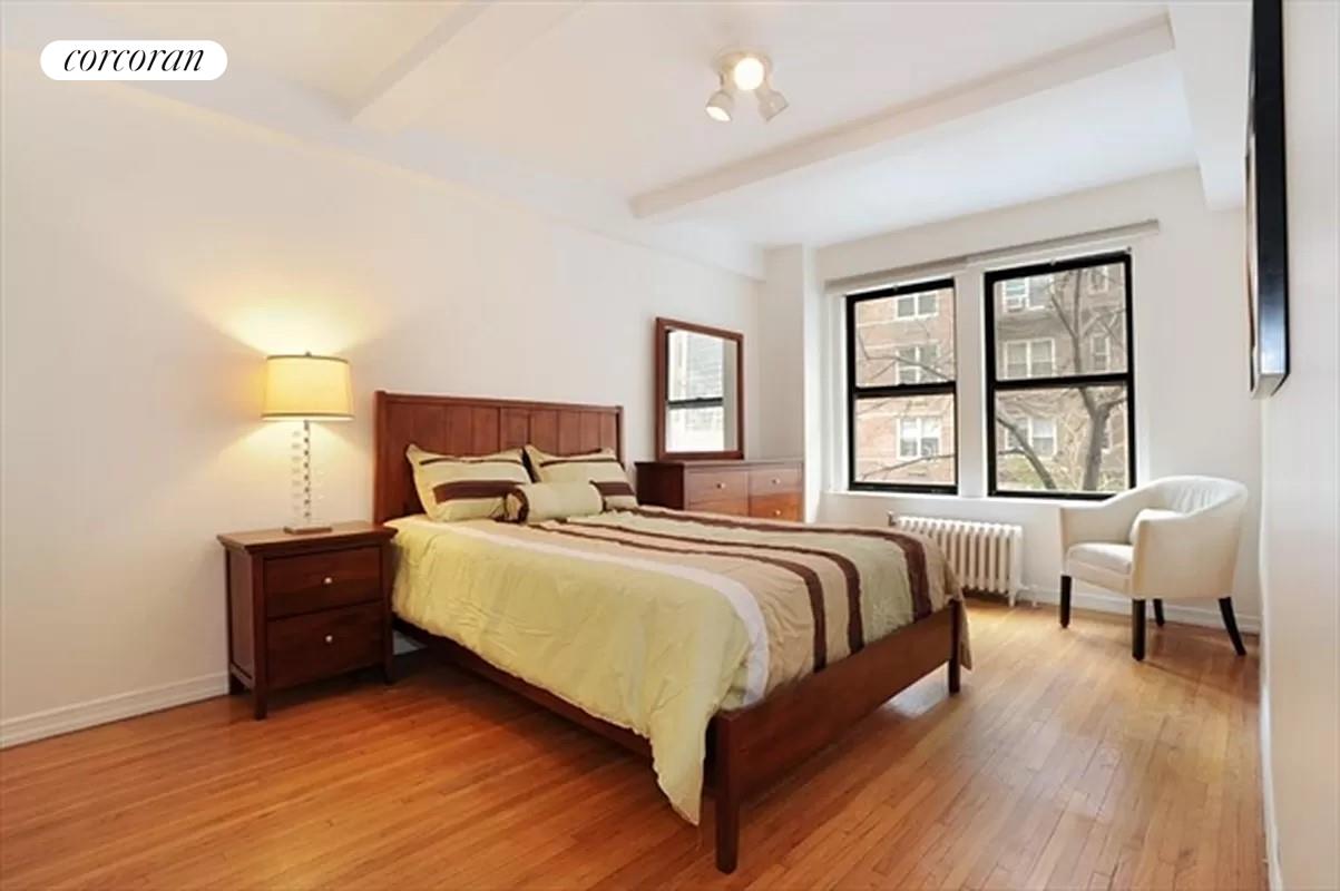 Homes for sale in New York | View 339 East 58th Street, 2D | 1 Bed, 1 Bath