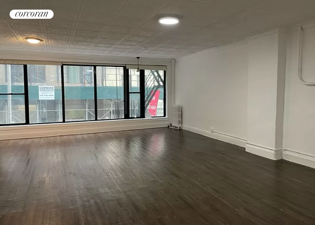Homes for rent in New York | View 263 West 30th Street, 2 | 5 Beds, 2 Baths