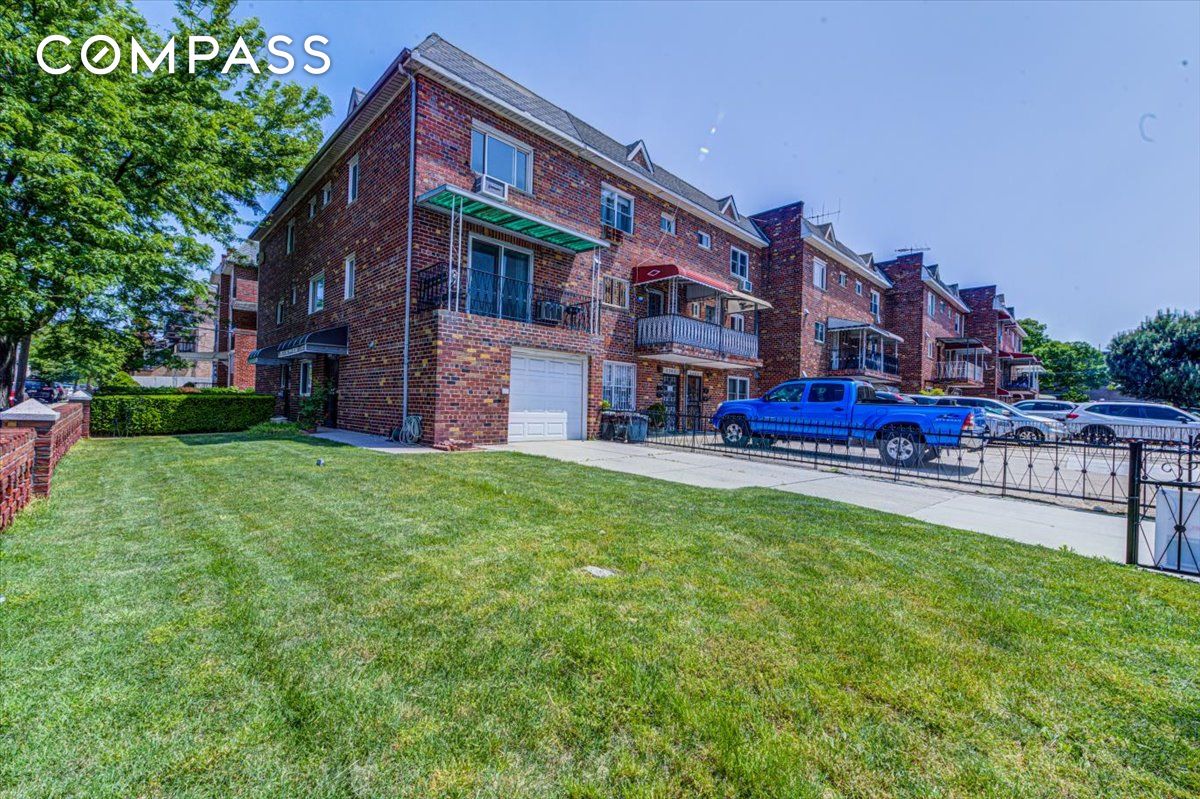 Homes for sale in Brooklyn | View 249 Bay 35th Street, TOWNHOUSE | 4 Beds, 3 Baths