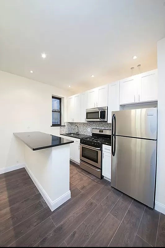 8360 W 151st Street