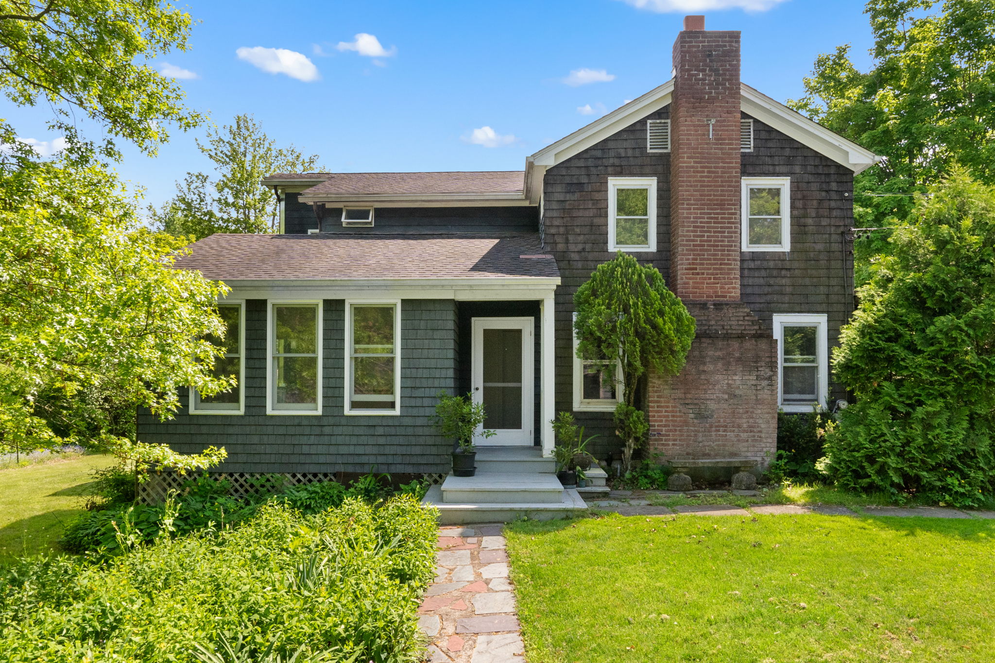 39 Grinnell Street, Rhinecliff, NY 12574 Property for sale