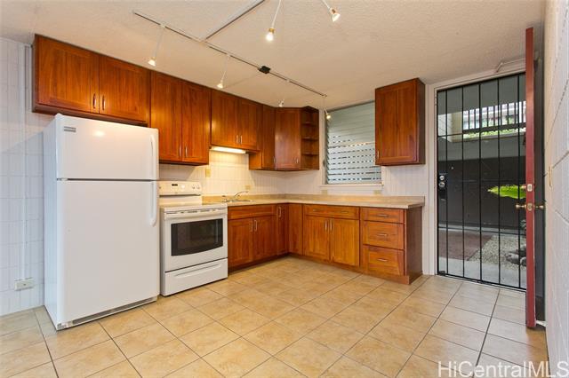 Homes for sale in Honolulu | View 1524 Pensacola Street, #1 | 2 Beds, 1 Bath