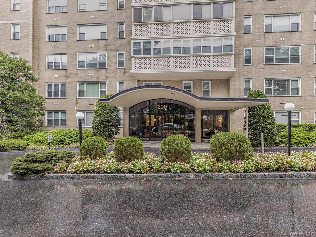 Homes for sale in Bronxville | View 1200 Midland Unit# 11E | 2 Beds, 2 Baths