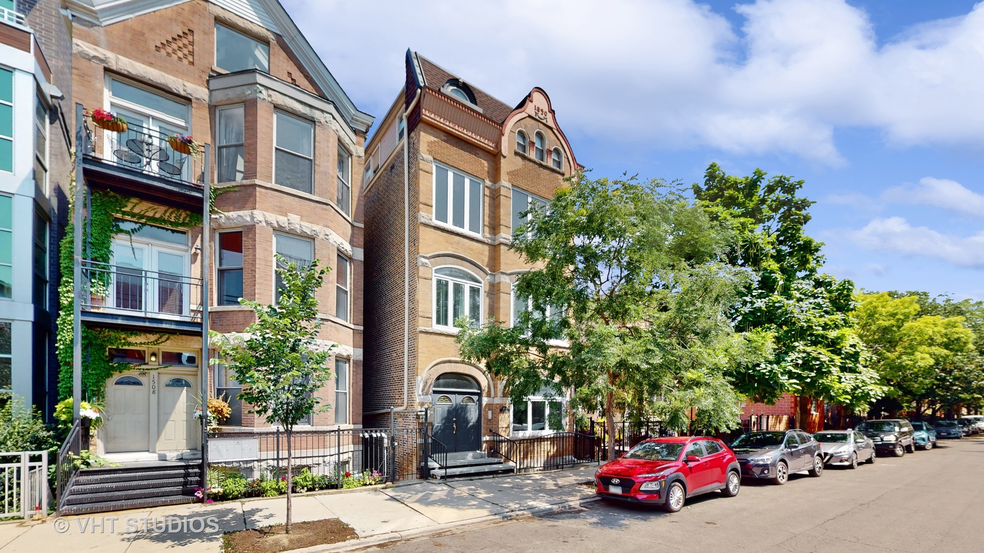 Homes for sale in Chicago | View 1504 W Cortez, 1 | 3 Beds, 3 Baths