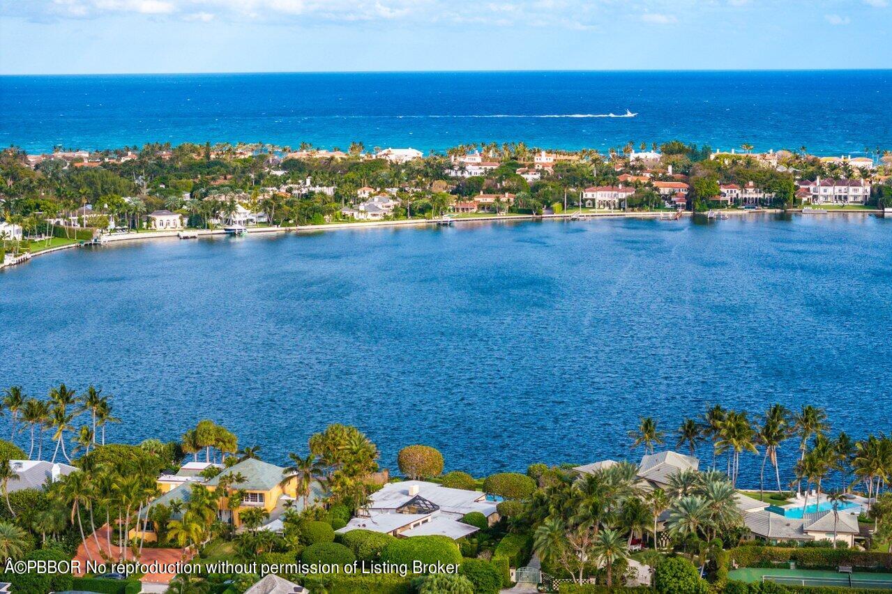 Homes for sale in Palm Beach | View 748 Island Drive