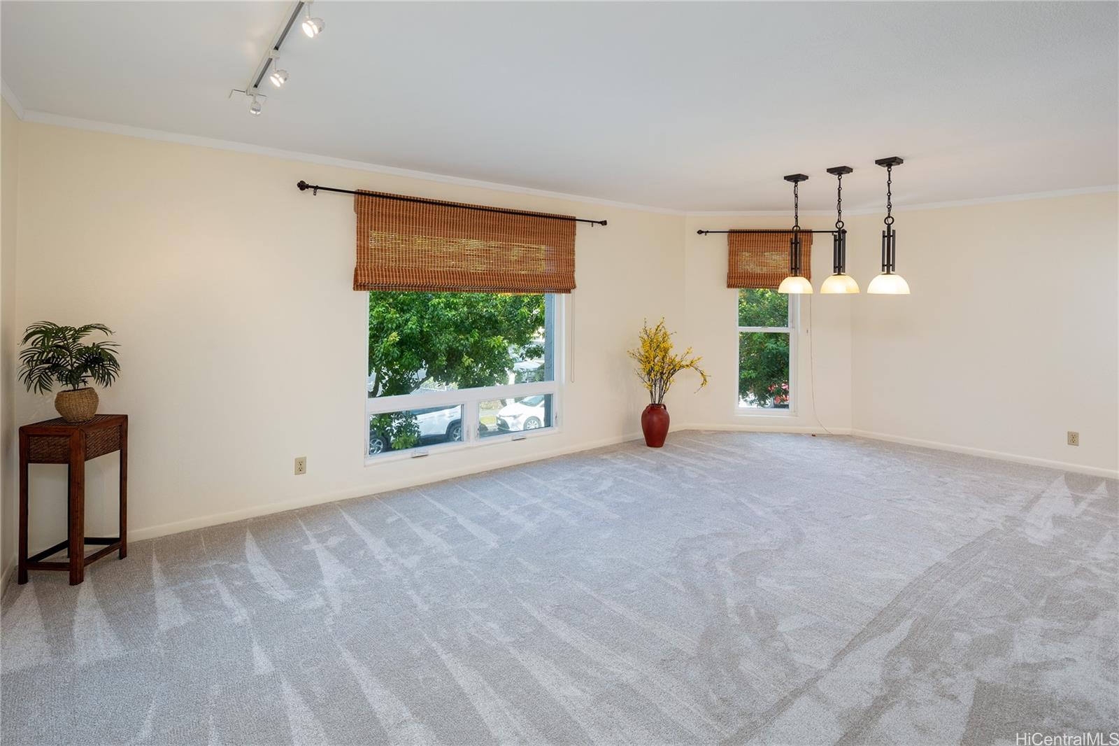 2930 E Manoa Road #5B, Honolulu, HI 96822 Property for sale