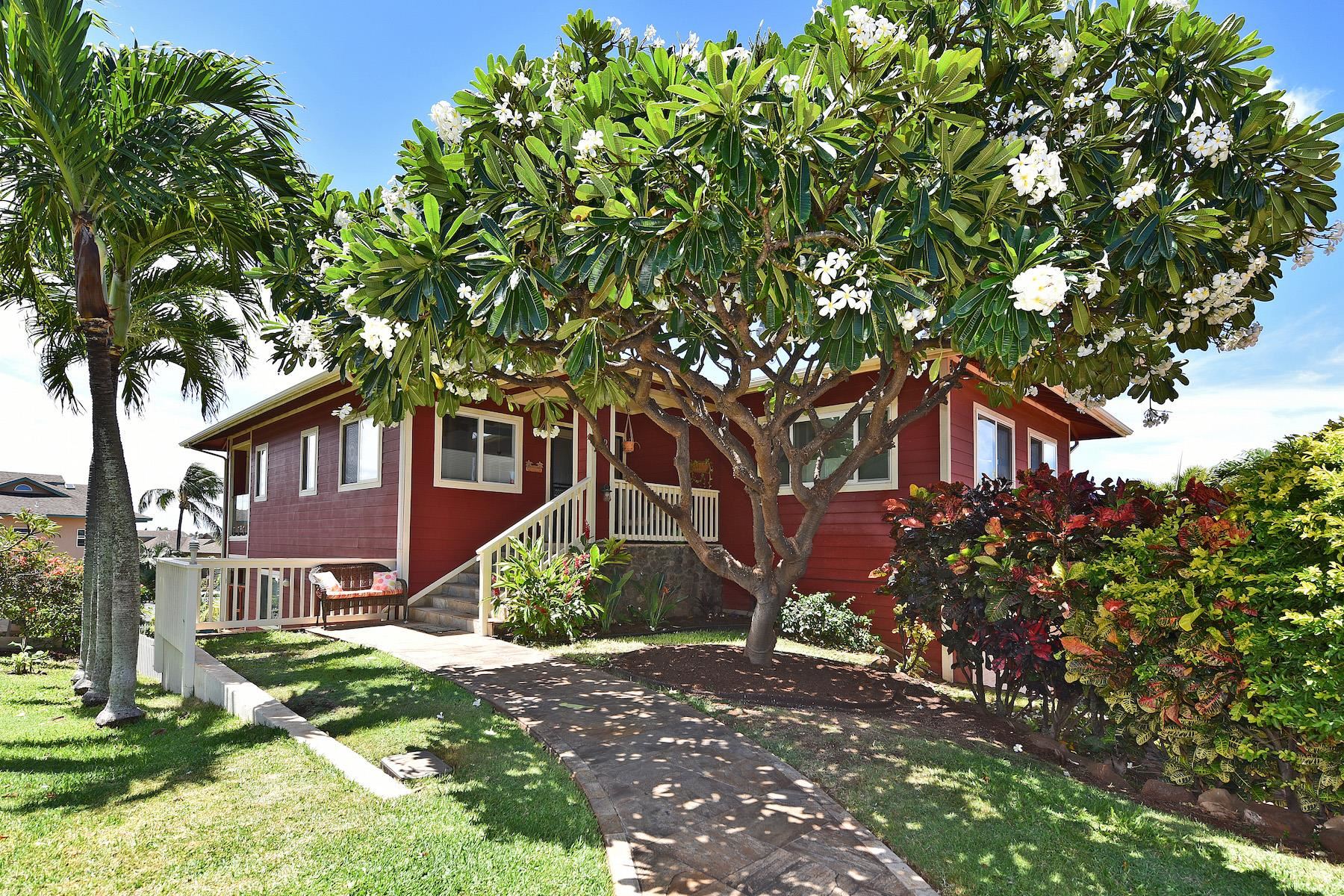 Homes for sale in Lahaina | View 12 Poinciana Pl | 4 Beds, 3 Baths
