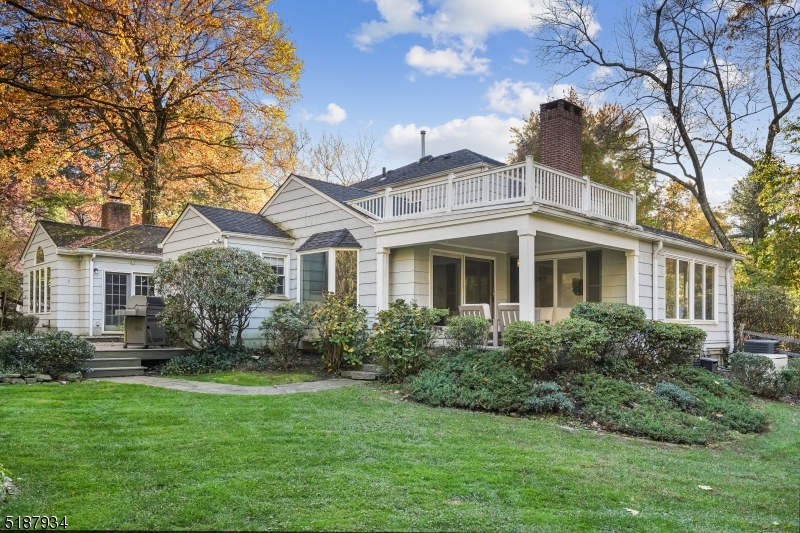 6 Lee Lane, Berkeley Heights Twp., NJ 07922 Property for sale