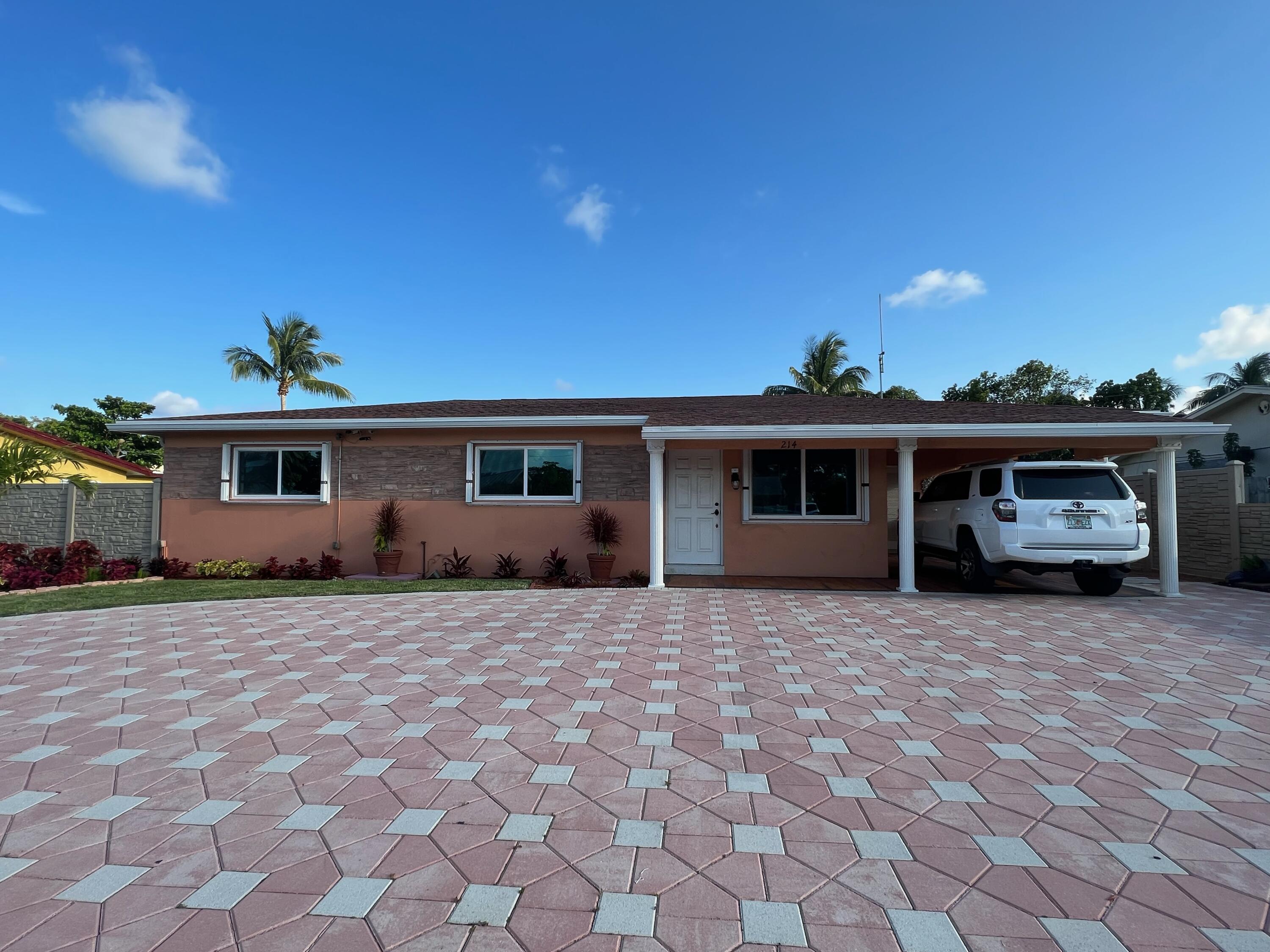 214 SW 3rd Avenue, Boynton Beach, FL 33435 Property for rent