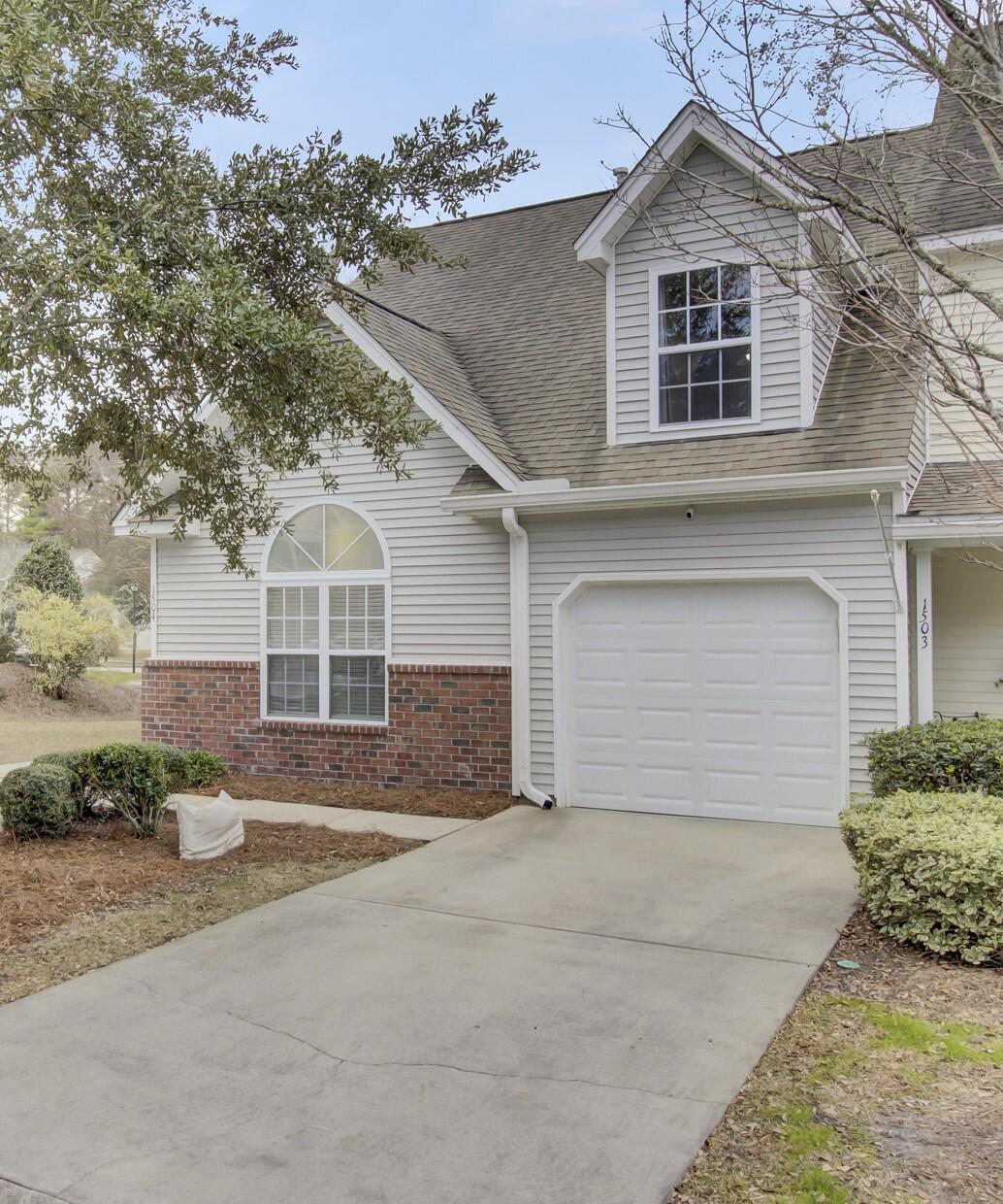 1504 Yellow Hawthorn Circle, Summerville, SC 29483 Property for sale