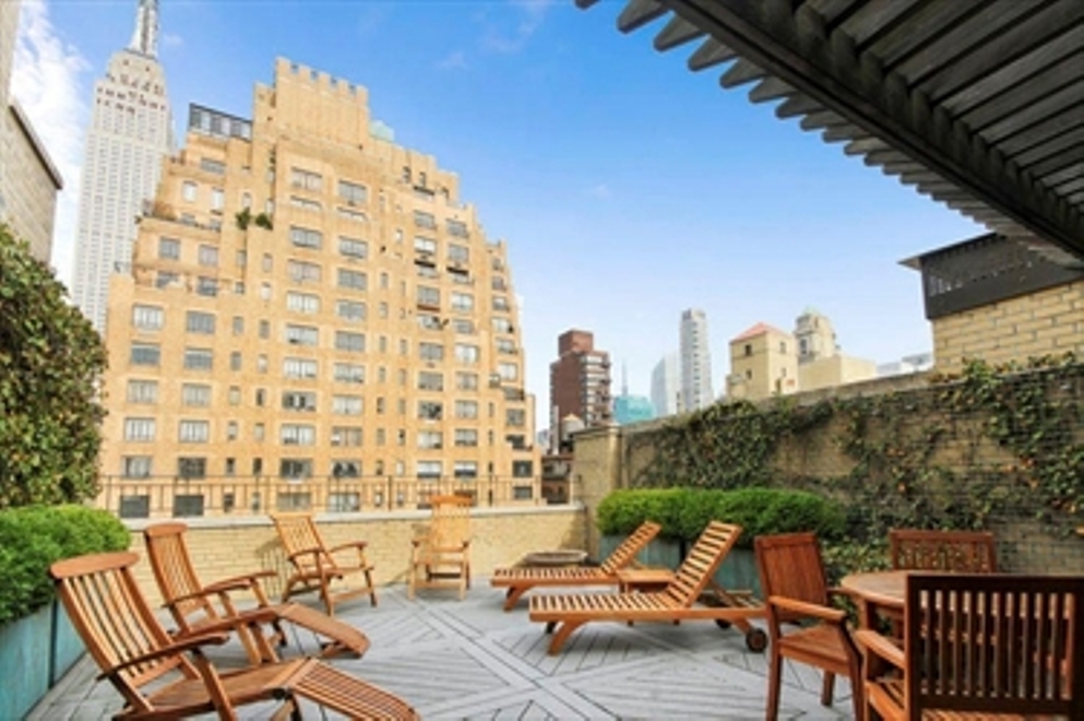 The Seven Park Aven