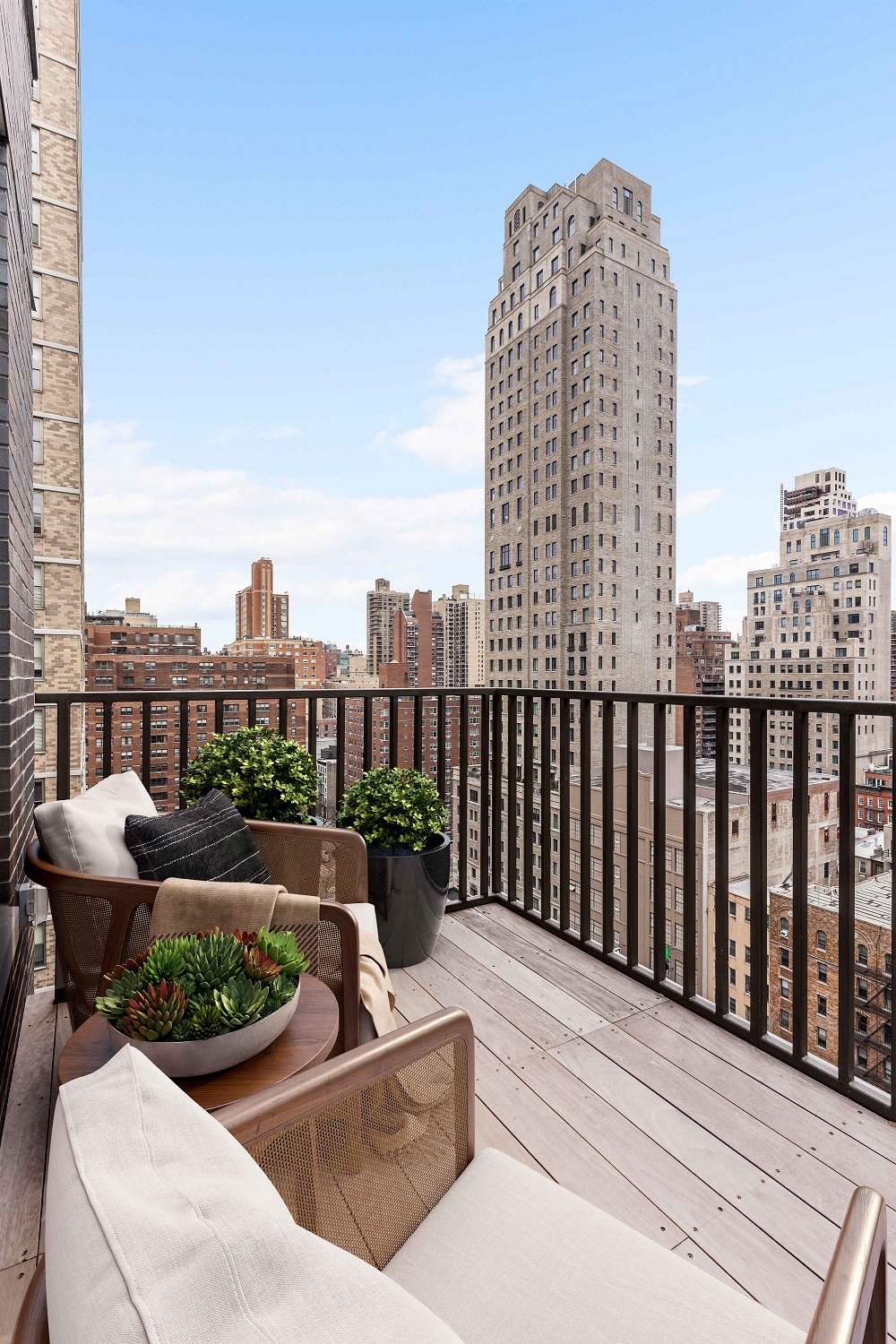 the Apartment別注 NEWERA 7 1/2 59.6 20250912_3412309.jpg