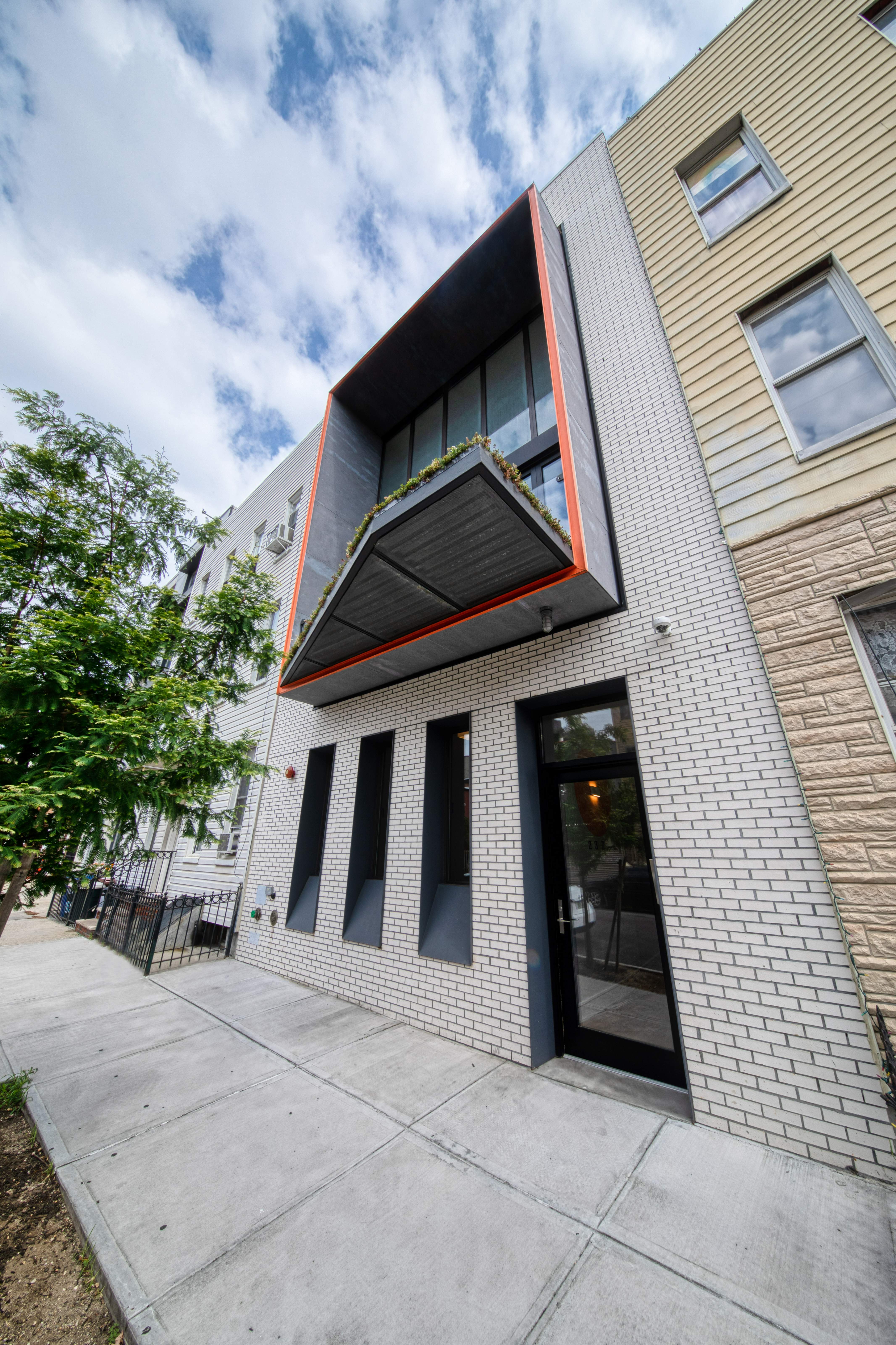 237 Devoe Street