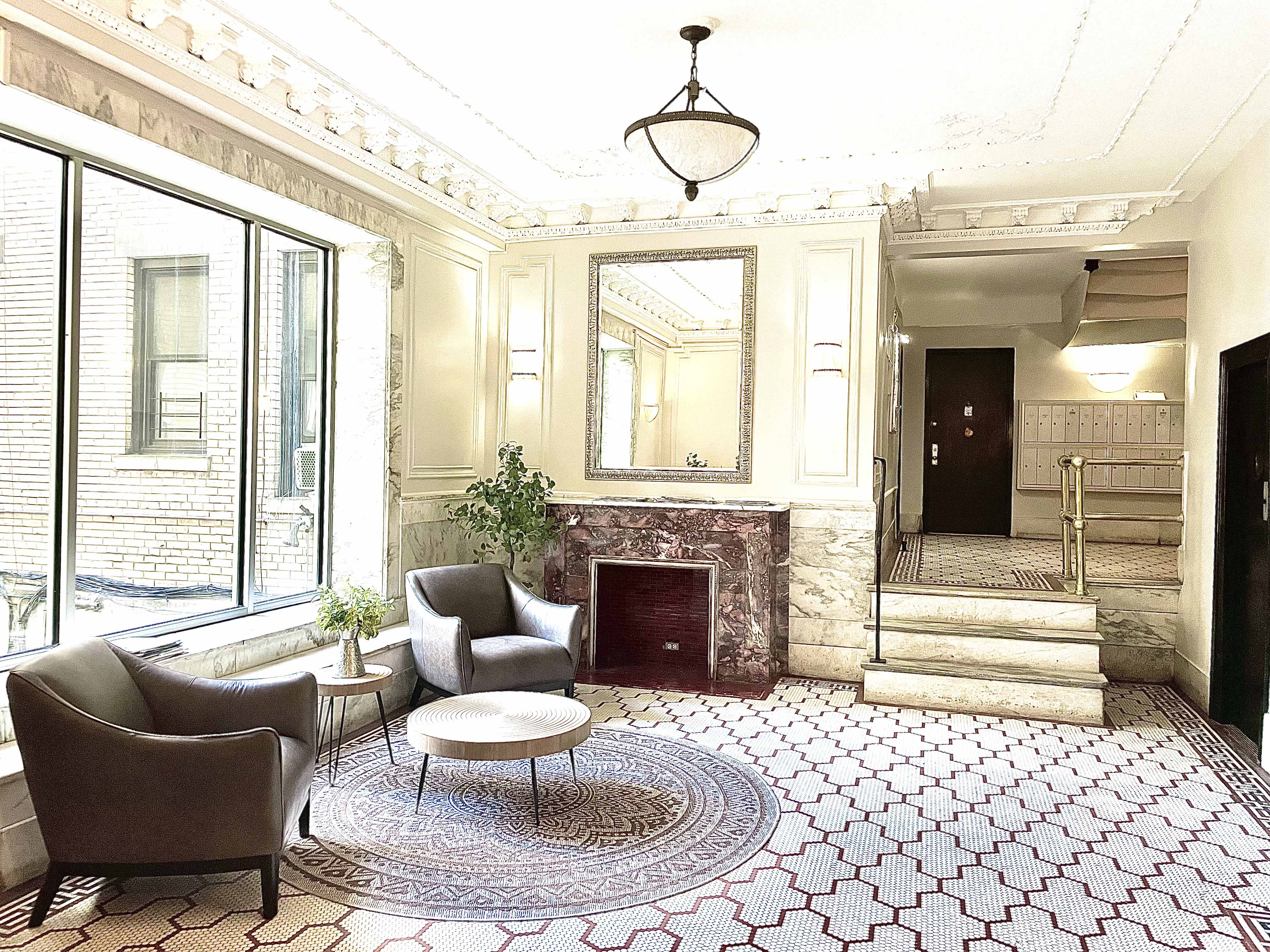 250 Riverside Drive