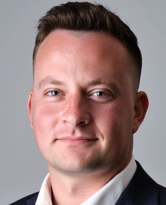 Stephen Ross | Sales Associate, REALTOR® | Corcoran