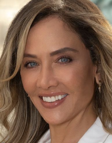 Jacqueline Petruzzelli | REALTOR®-Associate | Corcoran