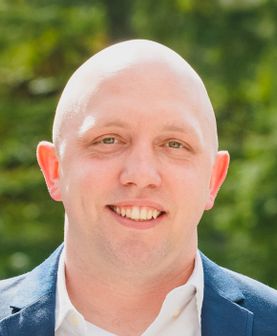 Tom Hunt | Associate RE Broker | Corcoran