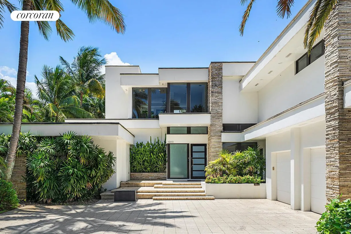 South Florida Real Estate | View 1080 Lake Drive | room 2