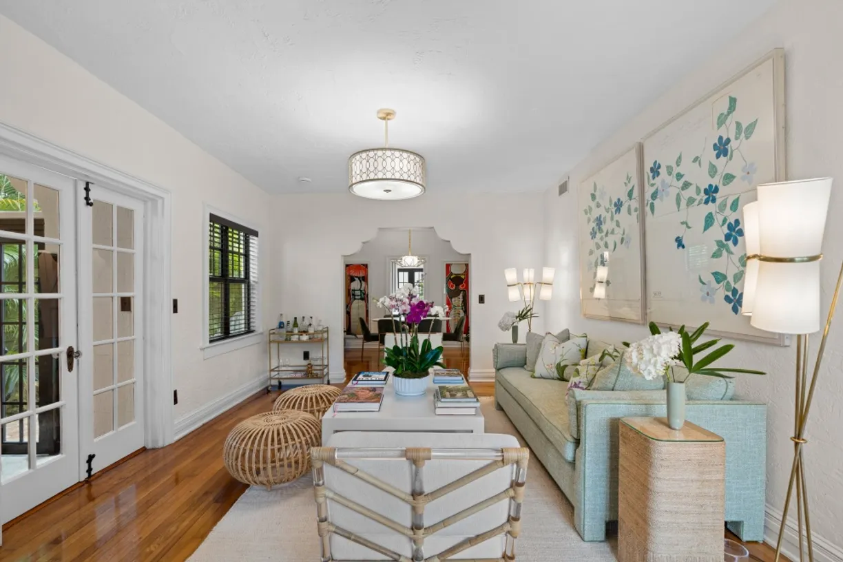 South Florida Real Estate | View 2100 Florida Avenue | room 2