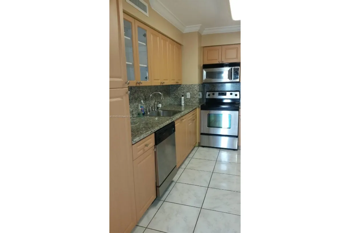 South Florida Real Estate | View 9225 Collins Ave #911 | room 2