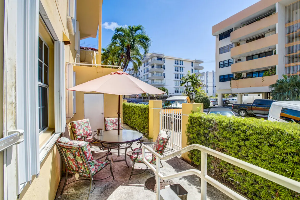 South Florida Real Estate | View 7800 Abbott Avenue | room 2