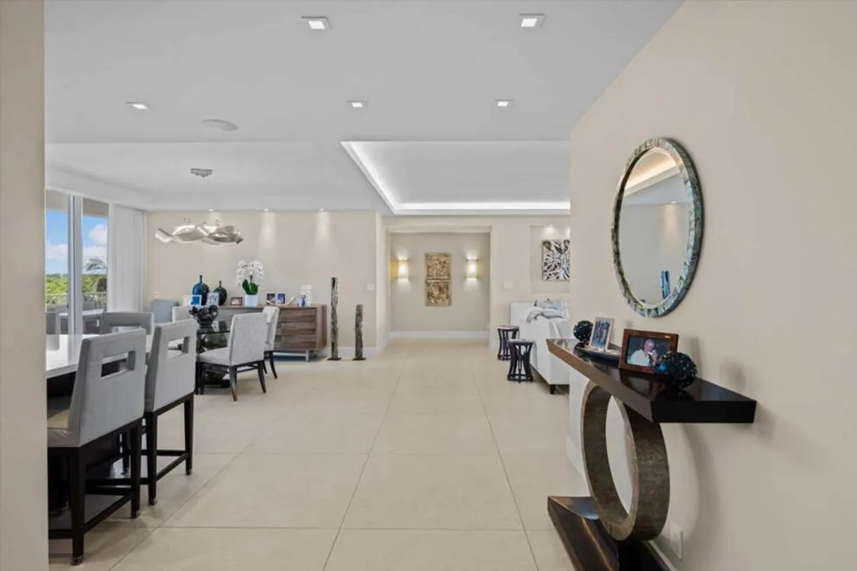 South Florida Real Estate | View 2500 South Ocean Boulevard 3a3 | room 1