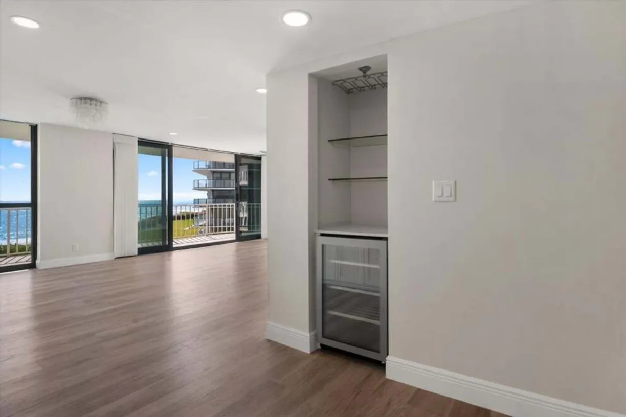 South Florida Real Estate | View 3400 South Ocean Boulevard 3fii | room 2