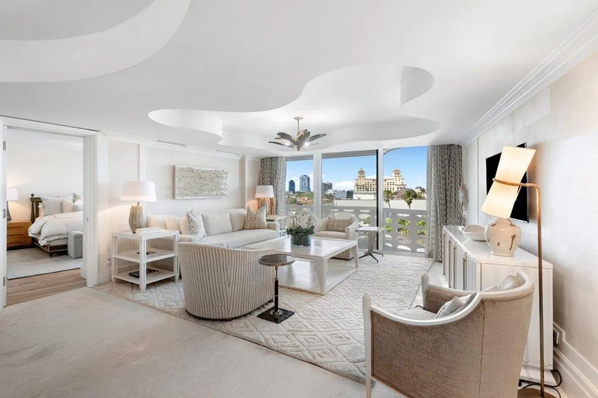 South Florida Real Estate | View 130 Sunrise Avenue 616 | room 1