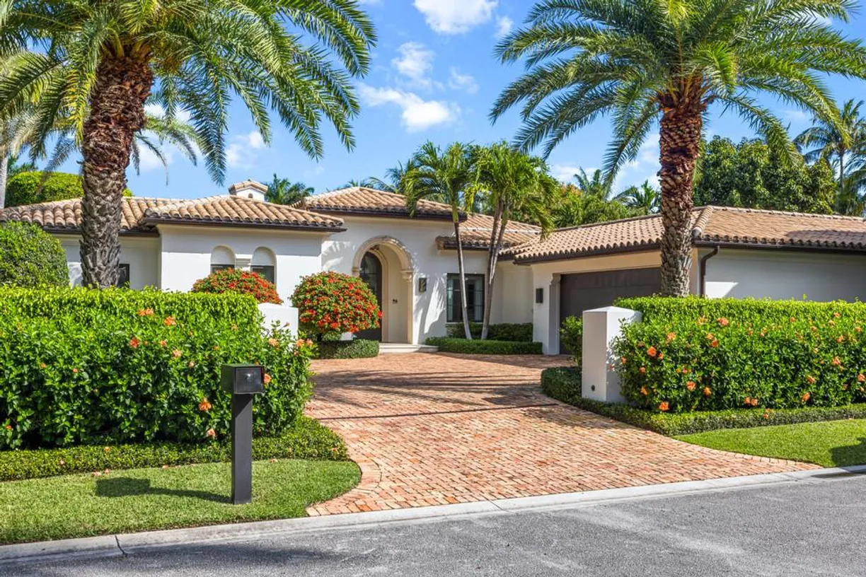 South Florida Real Estate | View 231 Via Las Brisas | room 1