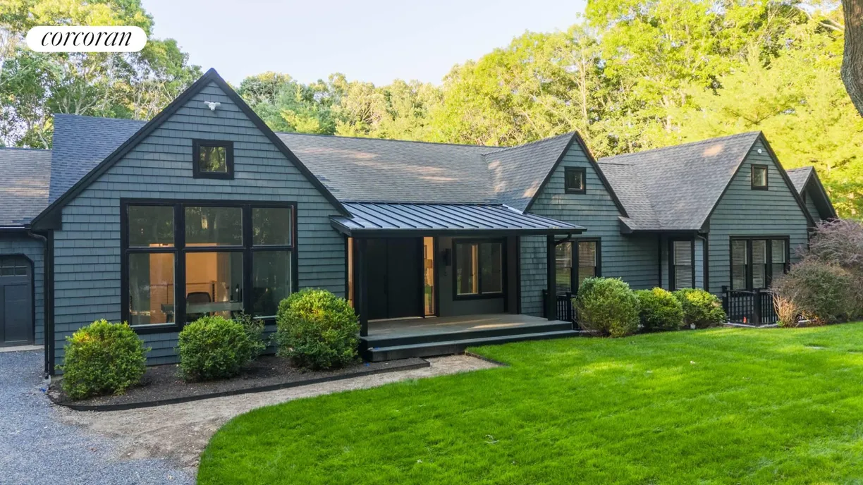 The Hamptons Real Estate | View  | room 1
