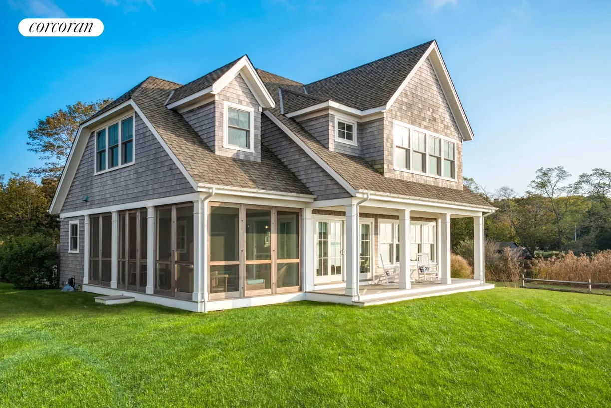 The Hamptons Real Estate | View 7 Peconic Avenue | 3 Beds, 4 Baths