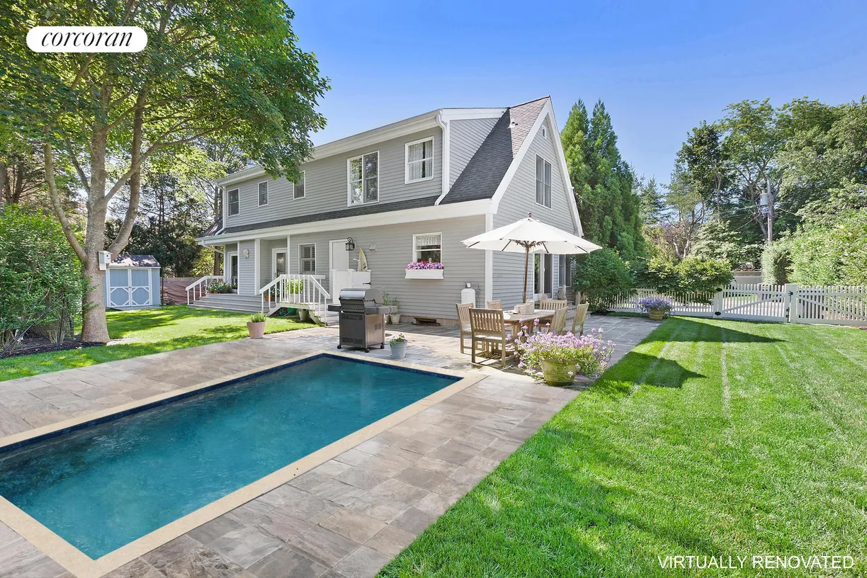 The Hamptons Real Estate | View 91 Howell Street | 3 Beds, 2 Baths