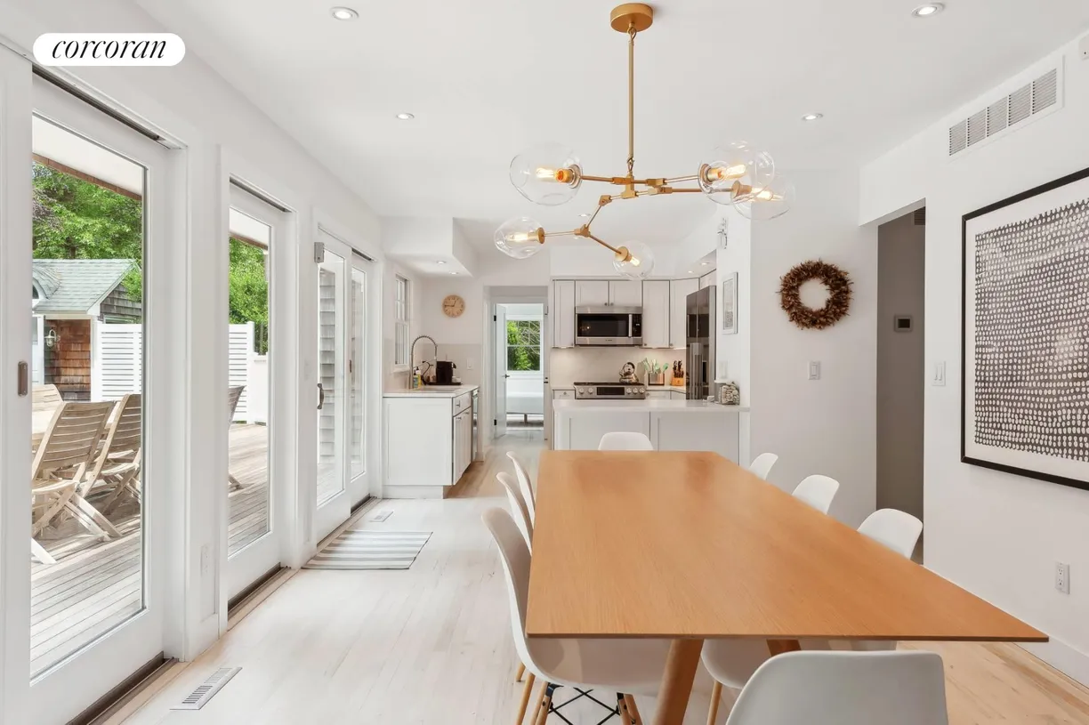 The Hamptons Real Estate | View 34 Toppings Path | room 1