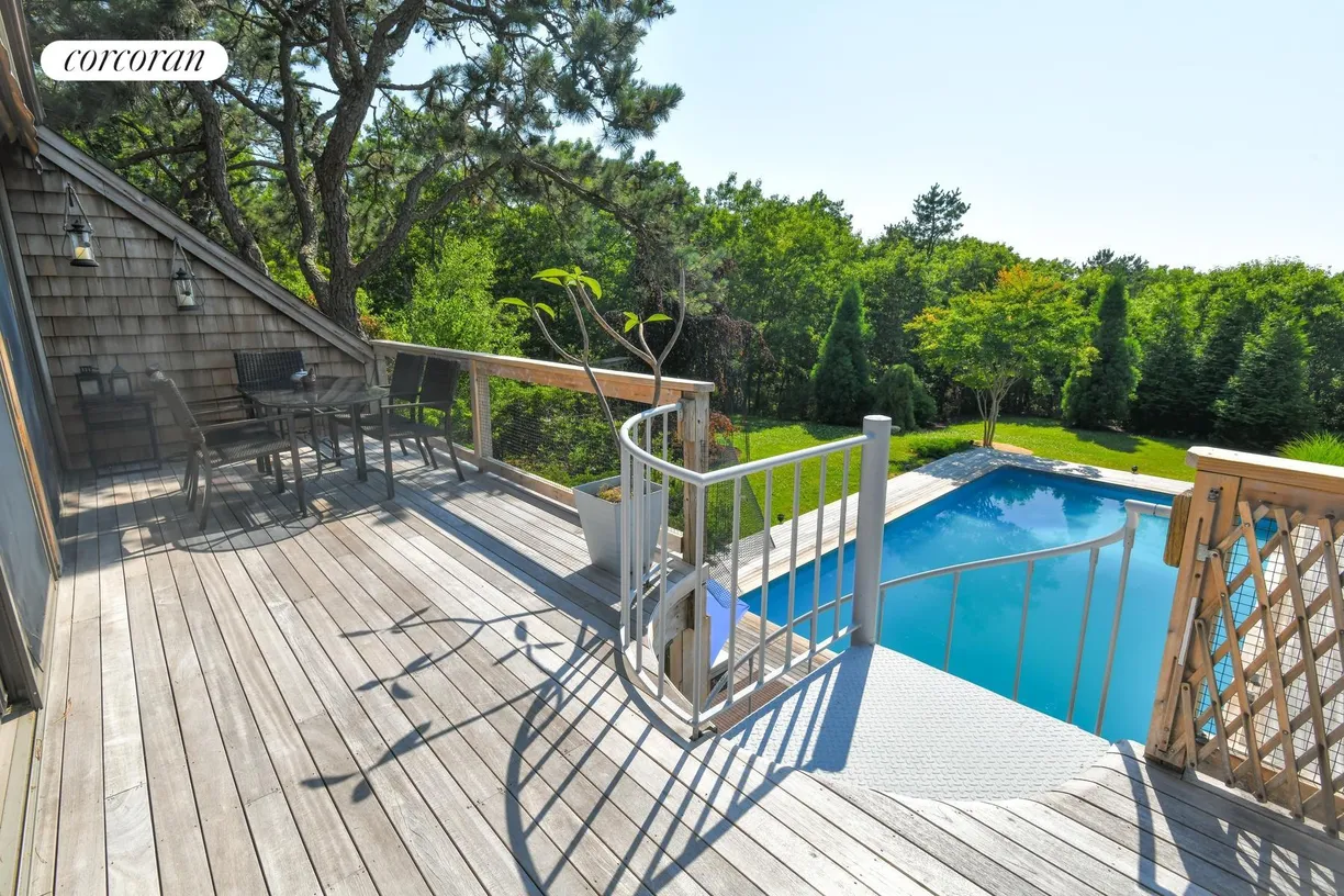The Hamptons Real Estate | View 263 Middle Line Highway | room 2