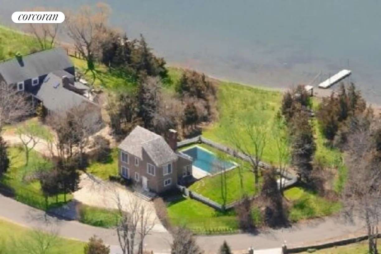 The Hamptons Real Estate | View 8 South Pond Road | aerial