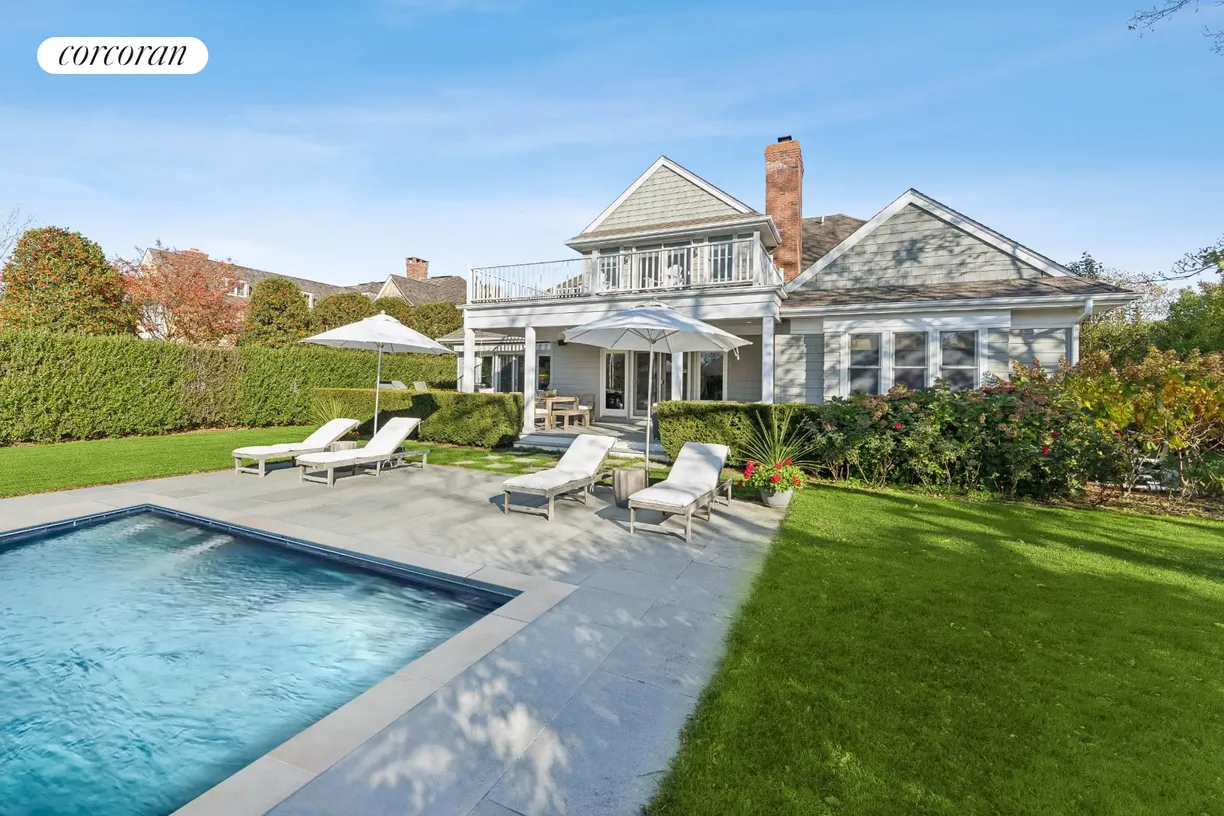 The Hamptons Real Estate | View 27 James Street | 4 Beds, 4 Baths