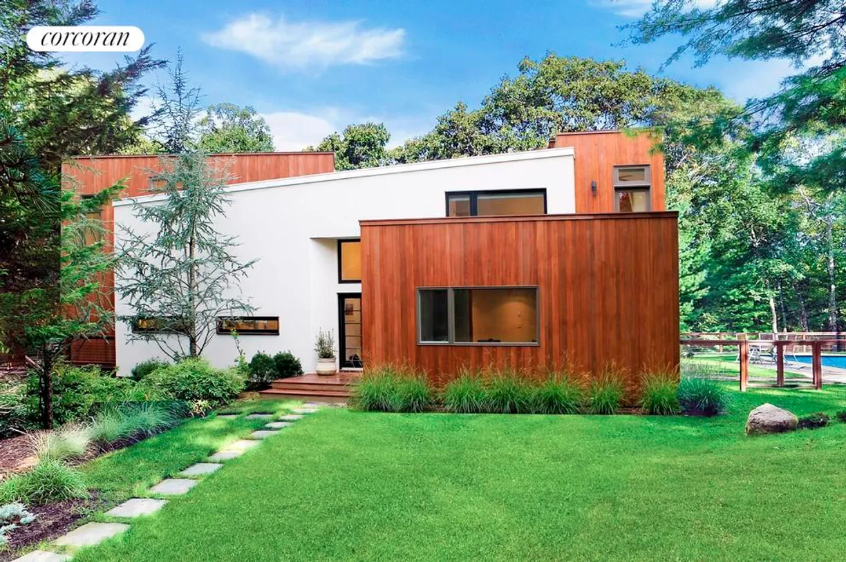 The Hamptons Real Estate | View 28 Alewive Brook Road | 4 Beds, 3 Baths