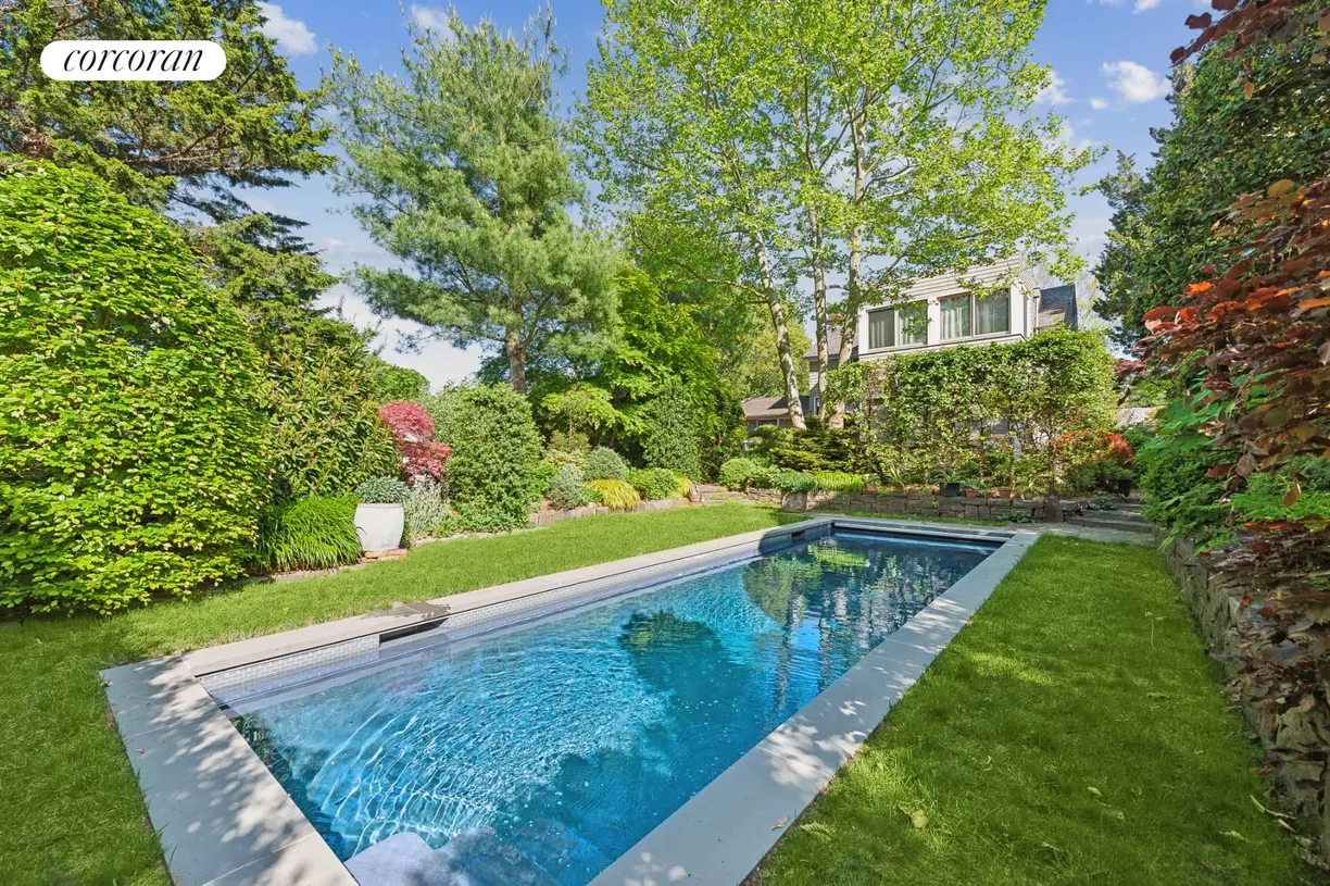 The Hamptons Real Estate | View 69 High Street | room 2