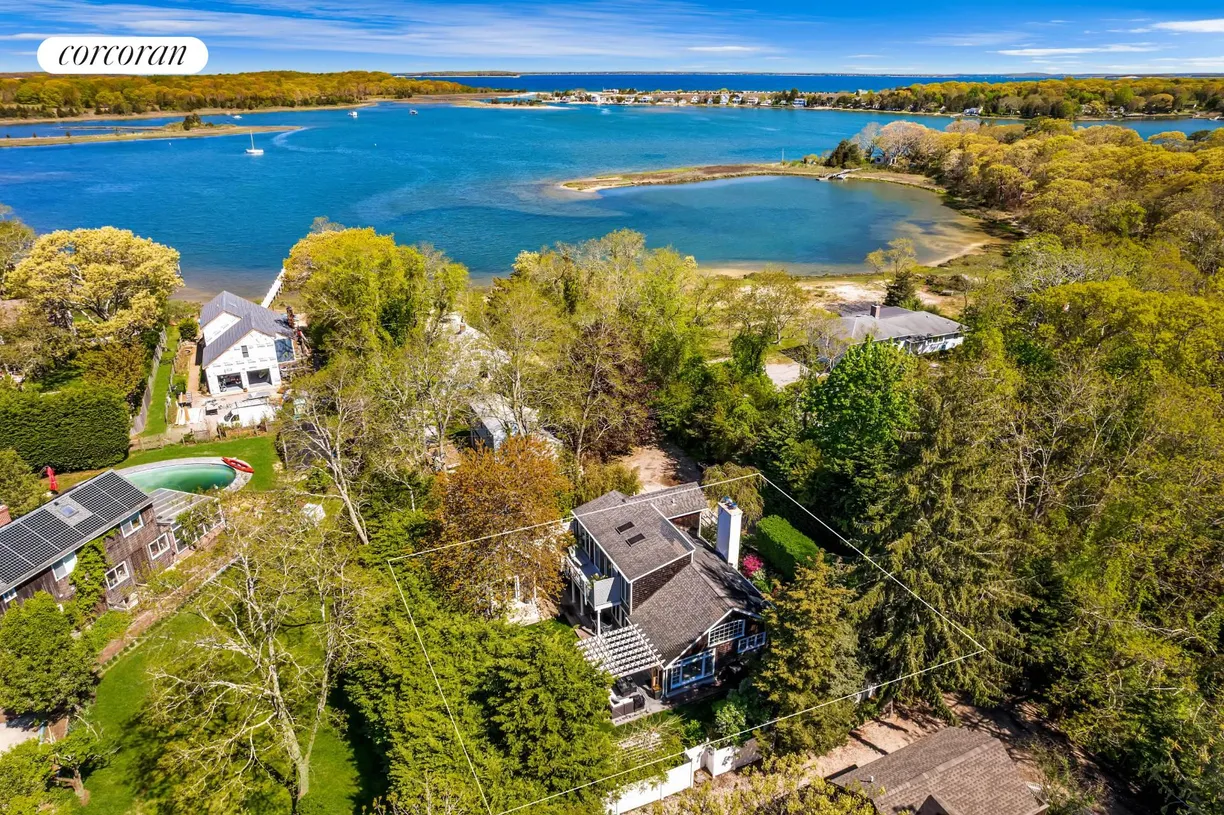 The Hamptons Real Estate | View 233 Noyac Road | room 2