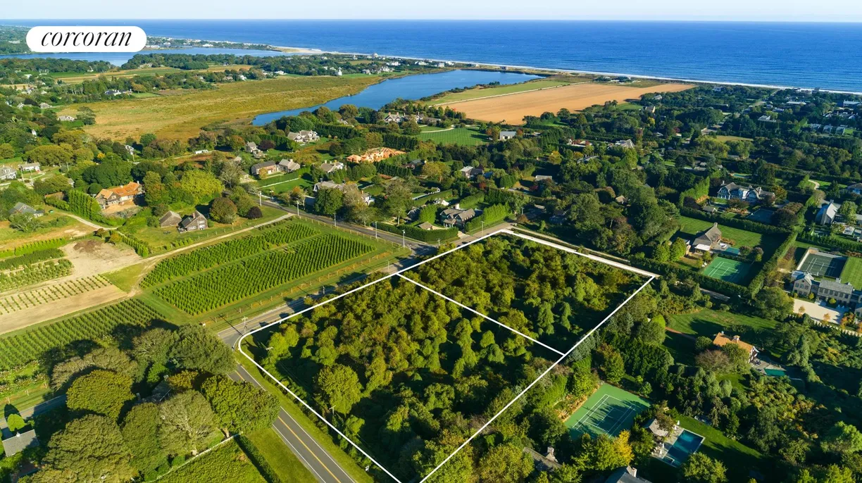 The Hamptons Real Estate | View 357 Town Line Road | room 2