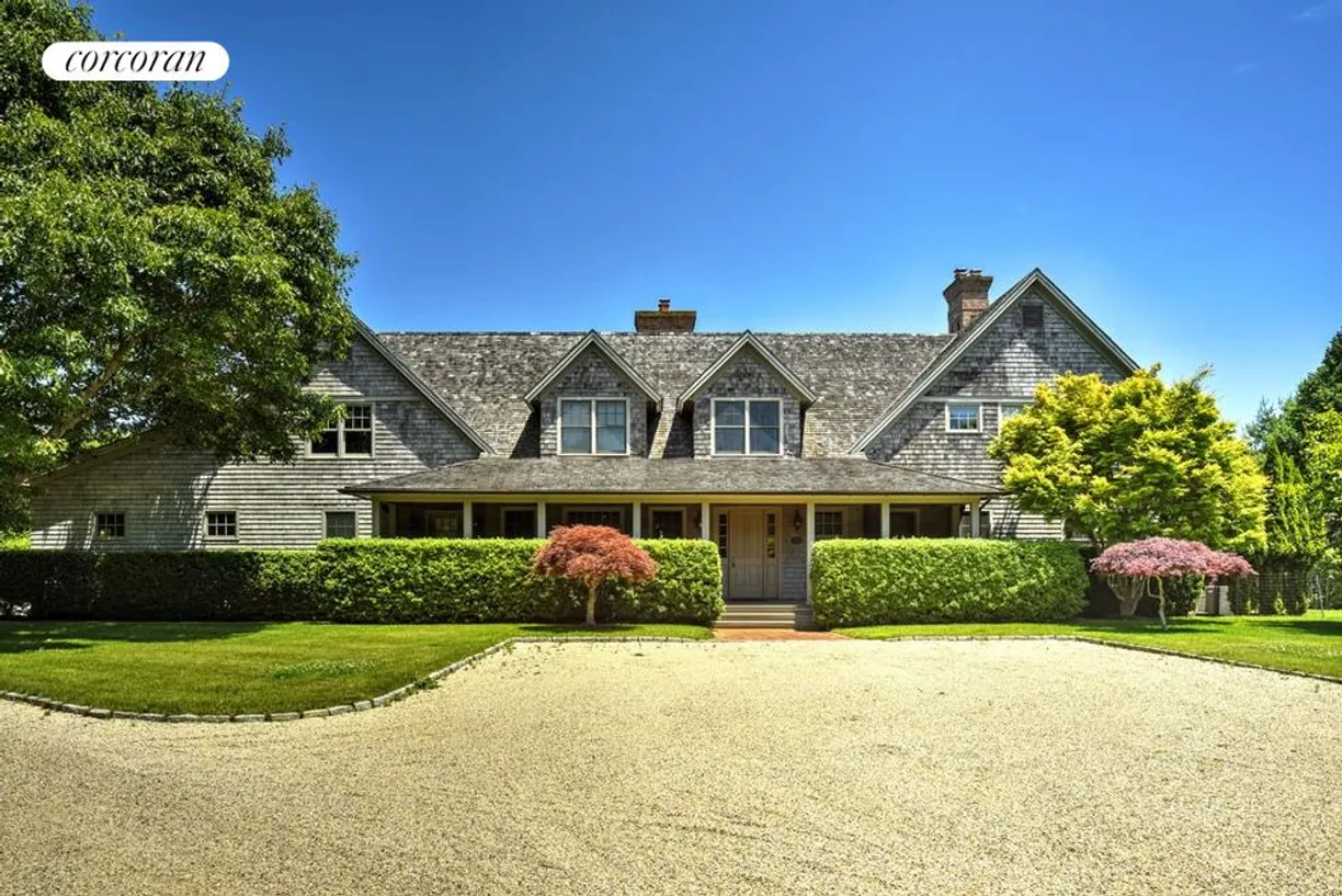 The Hamptons Real Estate | View  | 6 Beds, 7.5 Baths
