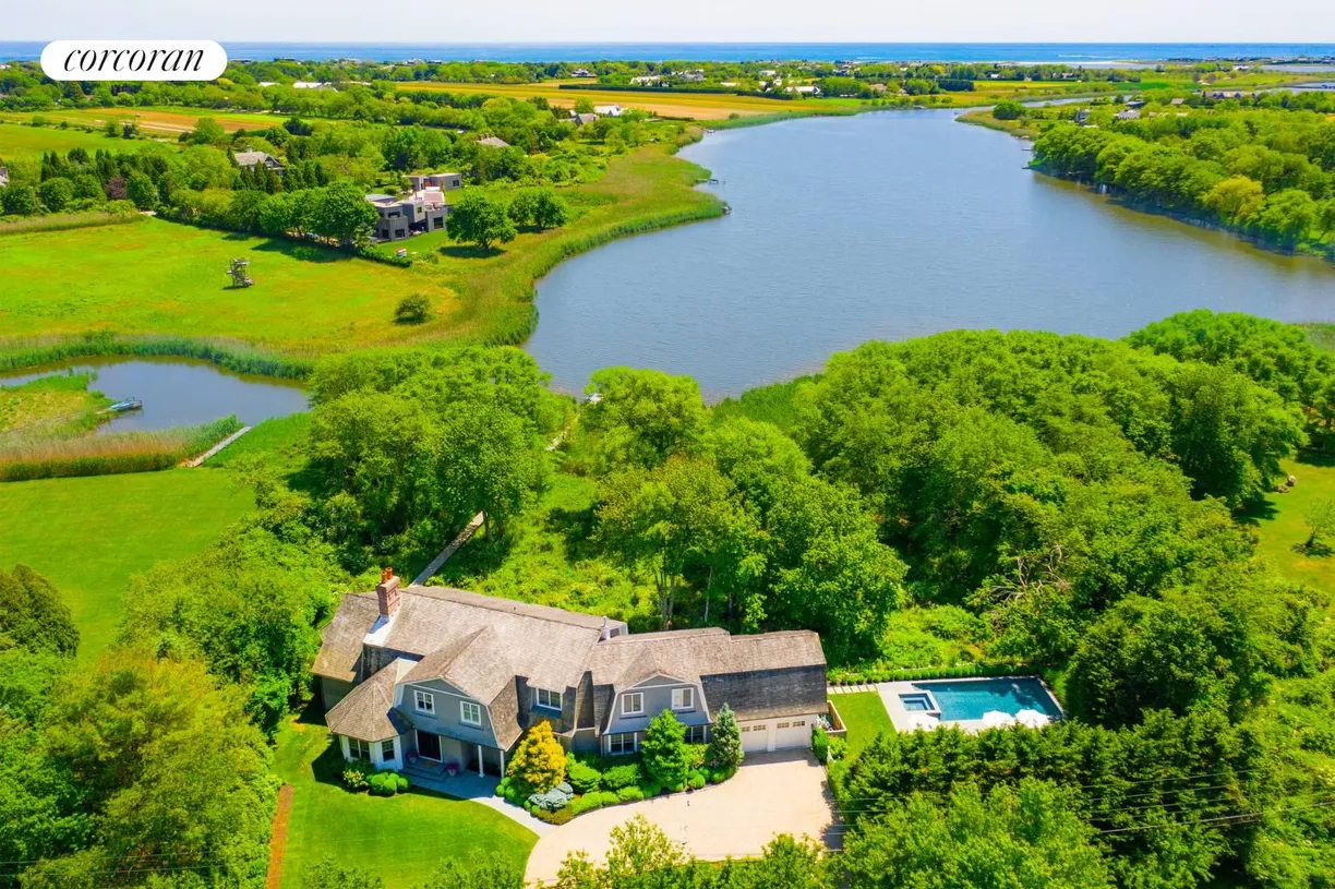 The Hamptons Real Estate | View 443 Sagaponack Road | 6 Beds, 6 Baths