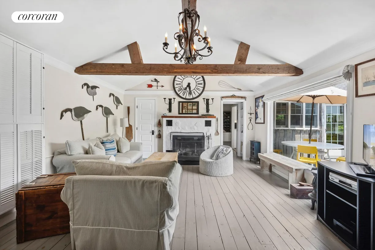 The Hamptons Real Estate | View 28 Beach Avenue | Living